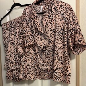 Women's Pink Leopard-Print Short-Sleeve Blouse